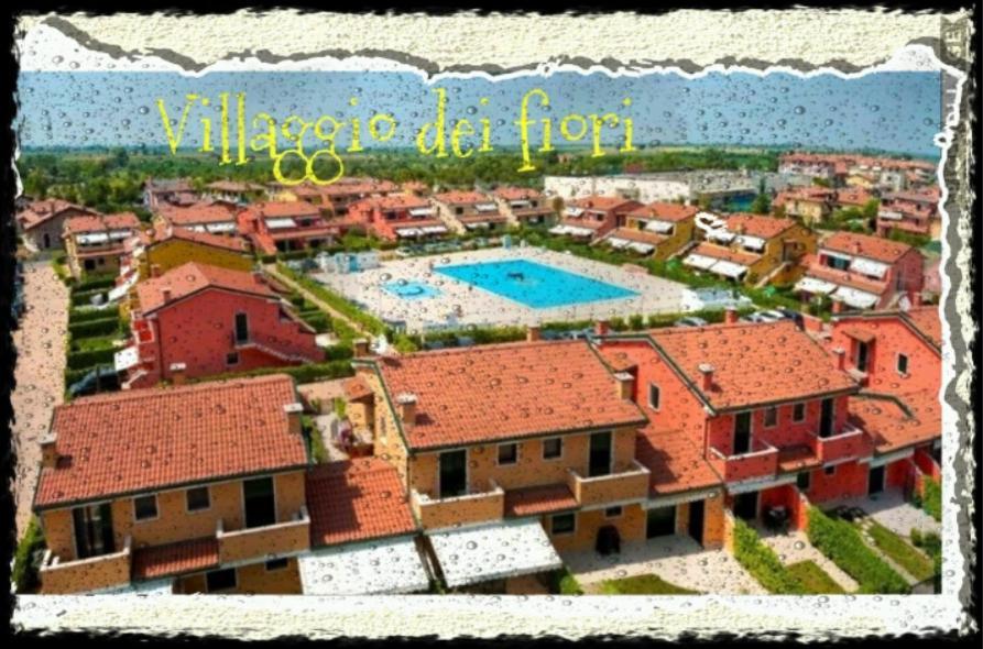 Iris 20 In Posizione Strategica, Indipendente, All'Interno Del Villaggio Dei Fiori Caorle Zewnętrze zdjęcie